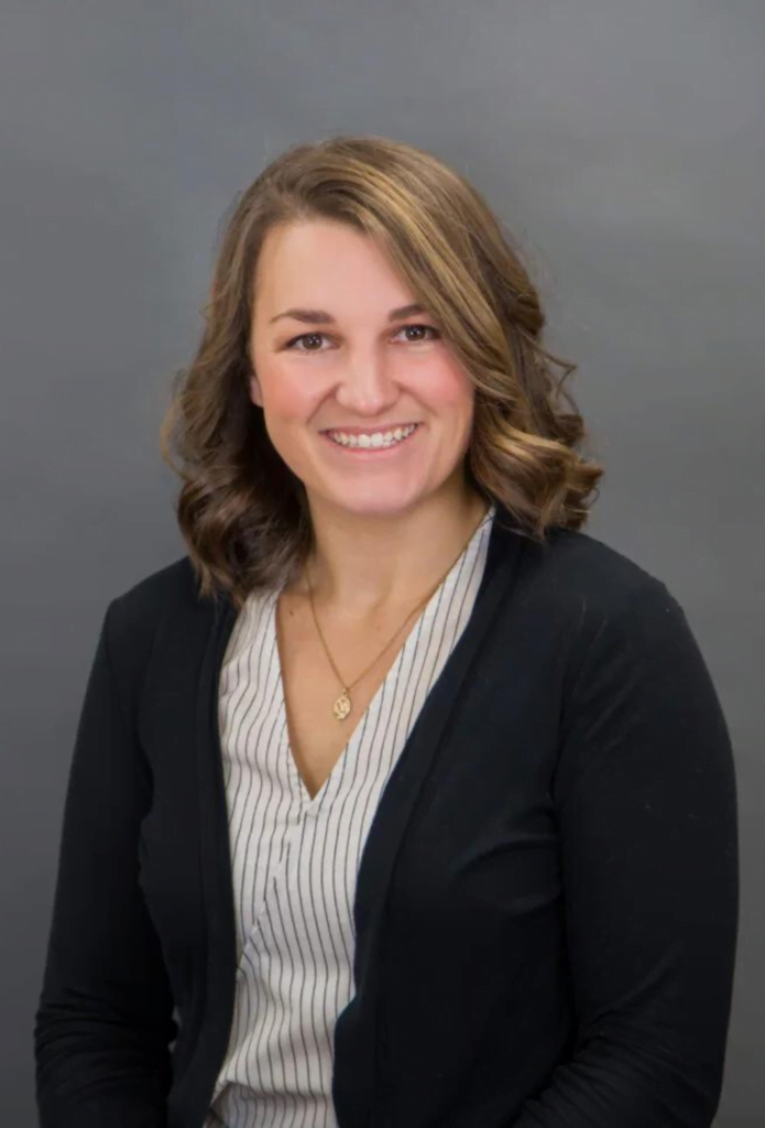 alexis-peters-loonlake-provider Female, Medical Provider, Headshot, Loon Lake Provider